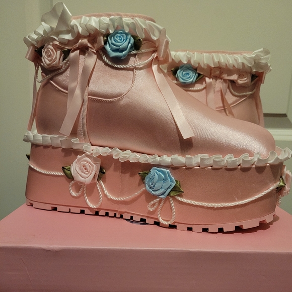 Sugar Thrillz Pink Satin Fugg Boots With Cake Style Decor - Picture 6 of 7